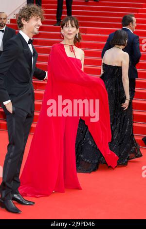 Sophie Marceau partecipa alla proiezione degli anni 'Innocenzo' durante il Festival annuale del Cinema di Cannes 75th al Palais des Festivals di Cannes, in Francia, il 24 maggio 2022. Foto Stock