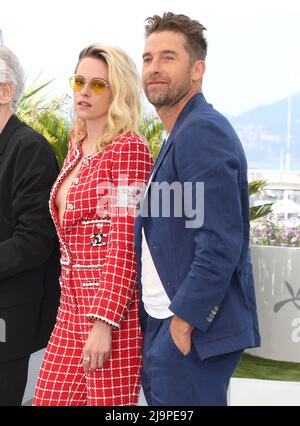 Cannes, Francia. 24th maggio 2022. Kristen Stewart, Scott Speedman/Sipa USA Credit: Sipa USA/Alamy Live News Foto Stock