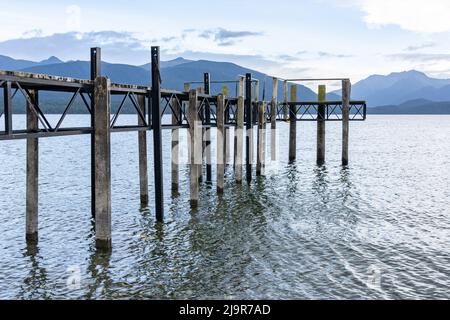 Molo sul lago te Anau Foto Stock