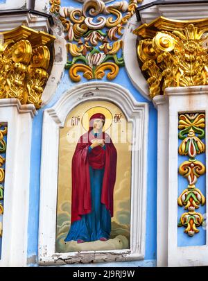 Monastero della cupola dorata di San Michele, pittura di Santa Barbara, Kiev, Ucraina. San Michele è un monastero greco-ortodosso funzionante a Kiev. Il mo Foto Stock