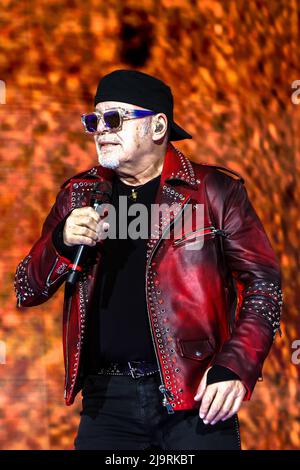 Vasco Rossi in concerto a Ippodromo la Maura di Milano Foto Stock