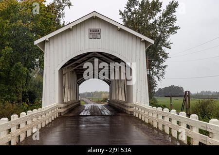 Gilkey Covered Bridge vicino a Scio, Oregon, USA Foto Stock