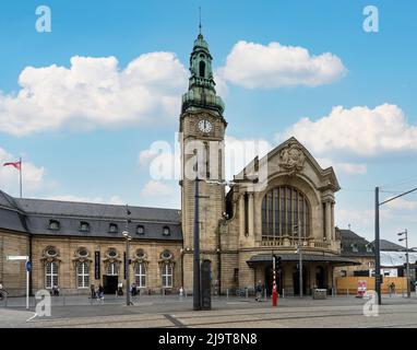 Lussemburgo, maggio 2022. Vista esterna dell'edificio della stazione ferroviaria Foto Stock