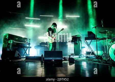 Oslo, Norvegia. 24th maggio 2022. La rock band inglese The Smile suona un concerto dal vivo al Sentrum Scene di Oslo. Qui il chitarrista Jonny Greenwood è visto dal vivo sul palco. (Photo Credit: Gonzales Photo/Alamy Live News Foto Stock