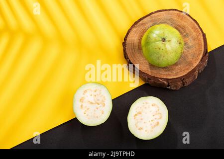 Psidium Guajava - frutta gustosa e sana mela Guava Foto Stock