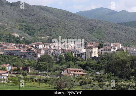 Il paese di Sant'Elia Fiumerapido nella provincia di Frosinone - Italia - maggio 2022 Foto Stock