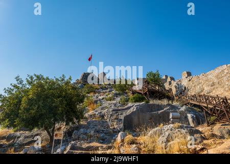 Simena (Kalekoy) antico castello rovina vista vicino popolare Kekova isole zona in Turchia Foto Stock