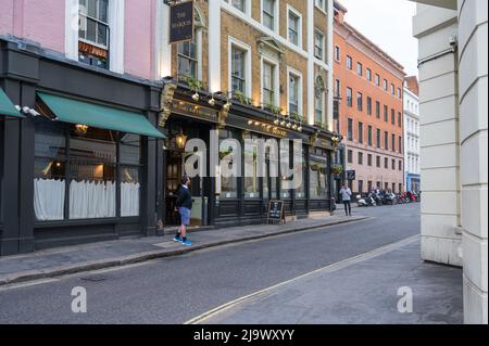 Una delle più apprezzate di Charles Dickens, il pub Marquis a Chandos Place, Covent Garden, Londra, Inghilterra, Regno Unito. Foto Stock