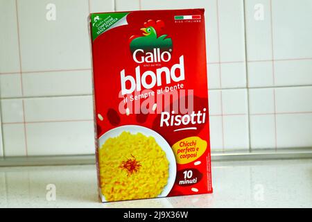 RISO italiano parboiled a grani lunghi prodotto da RISO GALLO S.p.A Foto Stock