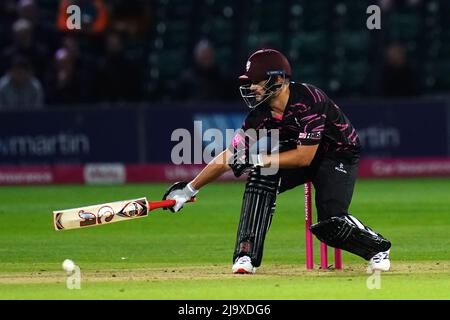 Il Rilee Rossouw di Somerset batte durante la partita del gruppo Vitality Blast T20 South presso lo Spitfire Ground di Canterbury. Data foto: Mercoledì 25 maggio 2022. Foto Stock