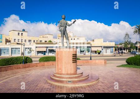 Statua dello scrittore russo Alexander Pushkin nella piazza centrale Foto Stock