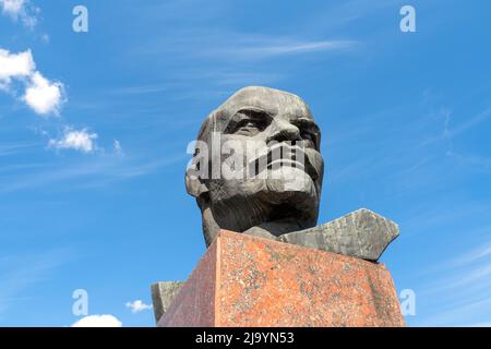 KIRZHACH - MAGGIO 01: Monumento a Vladimir Lenin a Kirzhach, Maggio 01. 2022 in Russia. Vladimir Lenin era un rivoluzionario russo, politico e politico Foto Stock