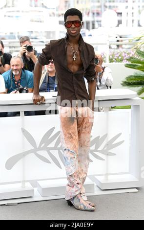 Cannes, Francia. Maggio 26th, 2022. Cannes, Francia. Alton Mason partecipa all'Elvis Photocall, parte del Festival del Cinema di Cannes 75th, Palais de Festival, Cannes. Credit: Doug Peters/EMPICS/Alamy Live News Foto Stock