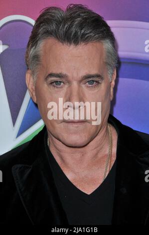 Pasadena, Stati Uniti d'America. 13th Jan 2016. Ray Liotta arriva al NBCUniversal Press Tour 2016 che si tiene al Langham Huntington Hotel & Spa di Pasadena, California, mercoledì 13 gennaio 2016. (Foto di Sthanlee B. Mirador) *** Please use Credit from Credit Field *** Credit: Sipa USA/Alamy Live News Foto Stock