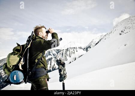 Caccia ai monti Karwendel, Tirolo, Austria Foto Stock