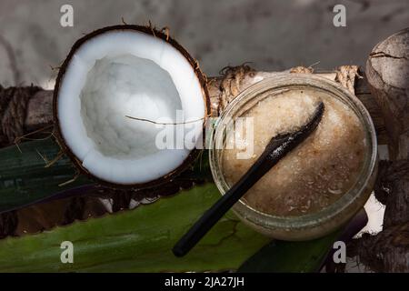 Peeling, prodotti del centro delle alghe, Cooperativa delle Donne, coltivazione delle alghe e produzione di sapone, Paje, East Coast Unguja, Zanzibar, Tanzania Foto Stock