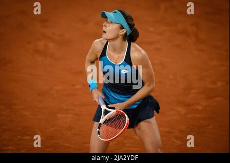 Parigi, Francia. 26 maggio 2022, Alize Cornet di Francia durante il giorno cinque di Roland Garros il 26 maggio 2022 a Parigi, Francia. Foto di Laurent Zabulon/ABACAPRESS.COM Foto Stock
