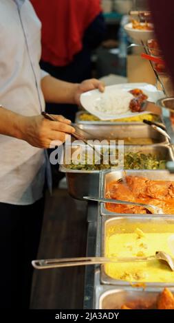 Menu dal ristorante halal a Singapore Foto Stock