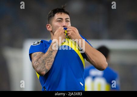 Buenos Aires, Argentina. 26th maggio 2022. Alan Varela di Boca Juniors celebra un gol durante la partita Copa COMMEBOL Libertadores 2022 tra Boca Juniors e Deportivo Cali all'Estadio Alberto J. Armando.(Punteggio finale; Boca Juniors 1:0 Deportivo Cali) (Foto di Manuel Cortina/SOPA Images/Sipa USA) Credit: Sipa Live News/USA Foto Stock