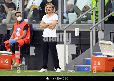 TORINO - Olympique Lyonnais allenatore femminile Sonia Bompasor durante la finale della UEFA Women's Champions League tra il Barcelona FC e l'Olympique Lyon allo Stadio Juventus il 21 maggio 2022 a Torino. ANP | ALTEZZA OLANDESE | GERRIT DA COLONIA Foto Stock