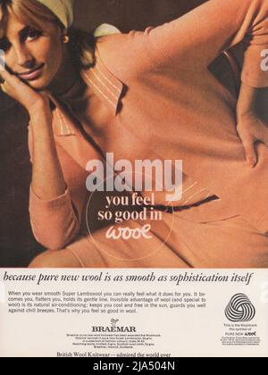 Braemar Knitwear Fashion from Scotland Knits pure New Wool vintage paper advert 1960s 1970s Foto Stock