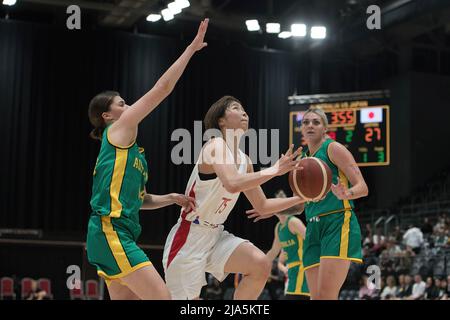 Sydney Olympic Park, Australia. 27th maggio 2022. Nanako Todo of Japan Women's Basketball Team visto durante il gioco 1 della amichevole International Women Series match tra l'Australia Women's Basketball Team contro il Giappone Women's Basketball Team presso il Quay Center. Punteggio finale; Australia 70:66 Giappone. (Foto di Luis Veniegra/SOPA Images/Sipa USA) Credit: Sipa USA/Alamy Live News Foto Stock