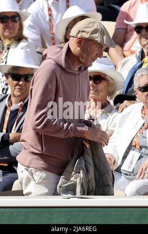 Parigi, Francia. 27th maggio 2022. Parigi, Francia. 27th maggio 2022. Zinedine Zidane partecipa al giorno 6 dell'Open francese 2022, Roland-Garros 2022, secondo torneo di tennis del Grande Slam della stagione il 27 maggio 2022 allo stadio Roland-Garros di Parigi, Francia - Foto: Jean Catuffe/DPPI/LiveMedia Credit: Independent Photo Agency/Alamy Live News Foto Stock