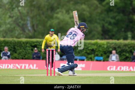 Steven Eskinazi di Middlesex gioca un brillante knock in una partita del T20 al club di cricket Radlett il 26th maggio 2022 Foto Stock