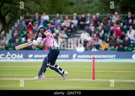 Steven Eskinazi di Middlesex gioca un brillante knock in una partita del T20 al club di cricket Radlett il 26th maggio 2022 Foto Stock