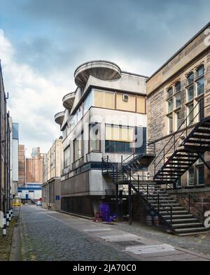 Edinburgh, Scotland, UK - concrete Structure at Teviot Row Union, Edinburgh University by Jack McRoberts for Rowand Anderson, Kinninmonth and Paul Foto Stock