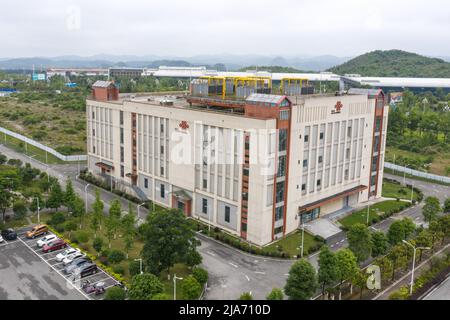 Guiyang, provincia cinese di Guizhou. 24th maggio 2022. Il data center di China Unicom si trova a Guiyang, nella provincia di Guizhou, nel sud-ovest della Cina, il 24 maggio 2022. Credit: OU Dongqu/Xinhua/Alamy Live News Foto Stock