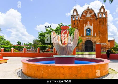 Parroquia San Antonio de Padova (chiesa), Ticul, Yucatan, Messico Foto Stock