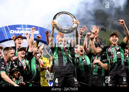 Melbourne, Australia, 28 maggio 2022. I giocatori del Western United festeggiano durante la partita Di calcio A-League Grand Final tra il Melbourne City FC e il Western United presso l'AAMI Park il 28 maggio 2022 a Melbourne, Australia. Credit: Dave Hewison/Speed Media/Alamy Live News Foto Stock