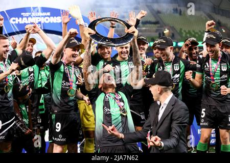 Melbourne, Australia, 28 maggio 2022. I giocatori del Western United festeggiano durante la partita Di calcio A-League Grand Final tra il Melbourne City FC e il Western United presso l'AAMI Park il 28 maggio 2022 a Melbourne, Australia. Credit: Dave Hewison/Speed Media/Alamy Live News Foto Stock