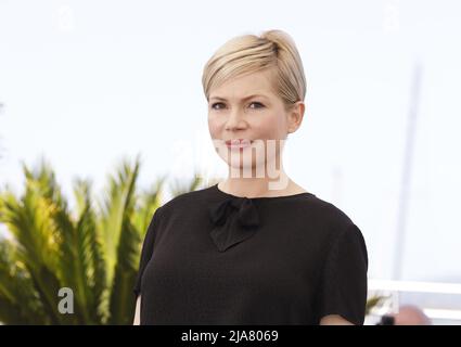 Cannes, Francia. 28th maggio 2022. Michelle Williams partecipa alla fotocall per 'Showing Up' durante il festival annuale del cinema di Cannes 75th al Palais des Festivals il 28 maggio 2022 a Cannes, Francia. Foto; DGP/imageSPACE/Sipa USA Credit: Sipa USA/Alamy Live News Foto Stock