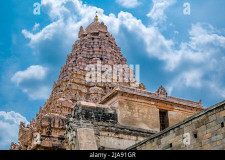 Tempio Indiano. Grande architettura indù nel tempio di Gangaikonda Chola Puram, India del Sud. Foto Stock
