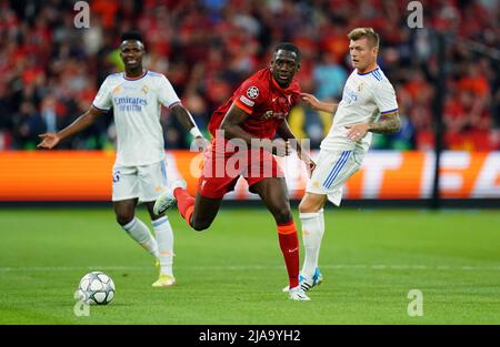 Ibrahima Konate di Liverpool durante la finale della UEFA Champions League allo Stade de France, Parigi. Data foto: Sabato 28 maggio 2022. Foto Stock