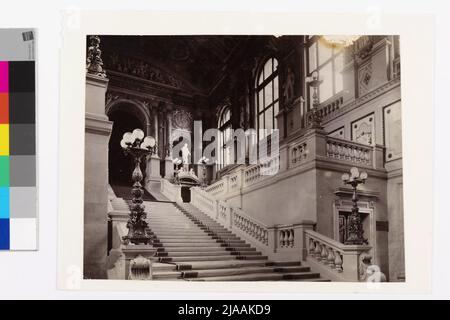 1st, raccordo Universitario 2 - Burgtheater - veduta interna - scala sinistra. Sconosciuto, fotografo Foto Stock