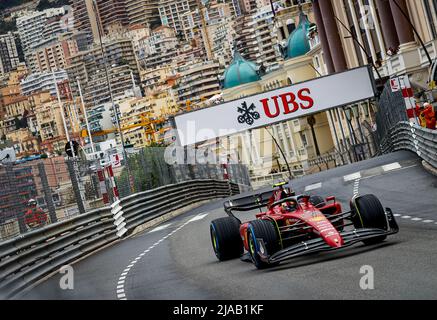 Monaco. 29th maggio 2022. MONTE-CARLO - Carlos Sainz (55) con la Ferrari durante il Gran Premio di Monaco F1 al Circuit de Monaco il 29 maggio 2022 a Monte-Carlo, Monaco. REMKO DE WAAL Credit: ANP/Alamy Live News Foto Stock