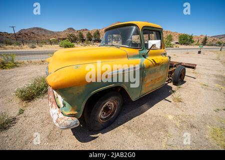 Chevrolet 3600 vecchio pick-up camion, Route 66 Arizona AZ, Stati Uniti Foto Stock