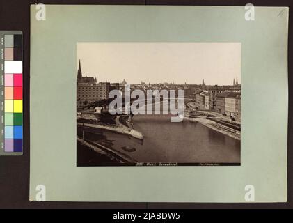 Canale di Donau con Aspern e Ferdinandsbrücke - vista sul fiume Wien Assunzione a monte. Agosto Stauda (1861-1928), fotografo Foto Stock