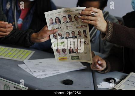 Bogota, Colombia. 29th maggio 2022. Un voto alle elezioni presidenziali del 2022, il 29 maggio 2022. Foto di: Juan Angel/Long Visual Press Credit: Long Visual Press/Alamy Live News Foto Stock