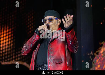 Italia 28 Maggio 2022 Vasco Rossi - il Blasco - concerto dal vivo all'Autodromo Enzo e Dino Ferrari Imola © Andrea Ripamonti / Alamy Foto Stock