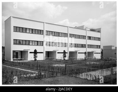 Werkbundsiedlung, Haus 25 to 28 (13th, Veitingergasse 87-93): Garten Side. Martin Gerlach jun. (1879-1944), fotografo, André Lurat (1892-1970), architetto Foto Stock