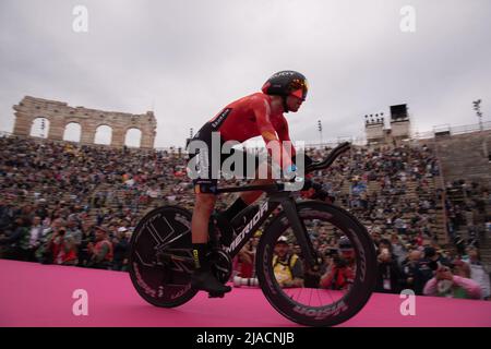 Verona, Verona, Italia, 29 maggio 2022, Mikel Landa Meana, Bahrain Victorius nel corso del 2022 giro d'Italia - Stage 21 - Verona - Verona - giro d'Italia Credit: Live Media Publishing Group/Alamy Live News Foto Stock