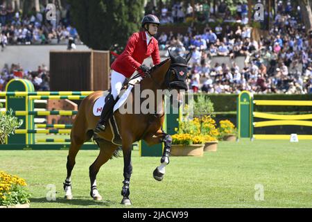 Roma, Italia. 29th maggio 2022. Tiffany Foster (CAN) durante il Premio 10 - Rolex Gran Premio Roma II manica del 89th CSIO Roma 2022 a Piazza di Siena, 28th maggio 2022, Roma, Italia. Credit: Live Media Publishing Group/Alamy Live News Foto Stock