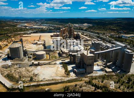 Impianto di cemento a Bunol, Spagna Foto Stock