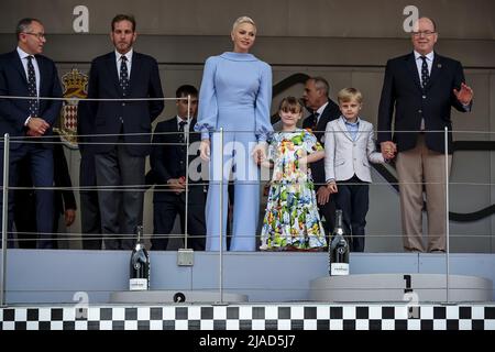 Prince Albert, Principessa Charlene, podio ambiance durante il Gran Premio di Monaco di Formula 1 2022, 7th round del Campionato Mondiale di Formula uno FIA 2022, sul circuito di Monaco, dal 27 al 29 maggio 2022 a Monte-Carlo, Monaco - Foto: Paulo Maria / DPPI/DPPI/LiveMedia Foto Stock