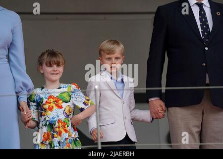 29 maggio 2022, circuito di Monaco, Monte Carlo, FORMULA 1 GRAN PREMIO DI MONACO 2022 , nella foto Charlene Lynette Grimaldi, Principessa di Monaco, figlia Gabriella di Monaco, figlio Jacques di Monaco, Principe Alberto II di Monaco Foto Stock