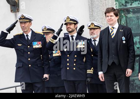 Il Principe Carl Philip, Andreas Norlen, Micael Bydén ha illustrato: Alla celebrazione della Giornata dei Veterani al Museo di Storia Marittima di Stoccolma, Svezia, il 29 maggio 2022. Foto di Robert Eklund/Stella Pictures/ABACAPRESS.COM Foto Stock